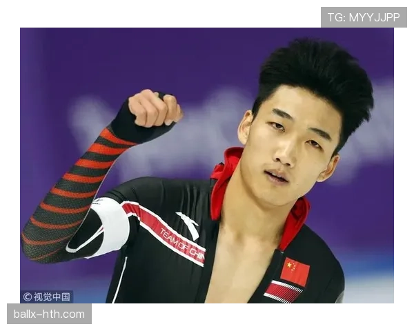 高亭宇下场像换了个人，赛场铁汉出门精致少爷，手表闪得我工资脸红